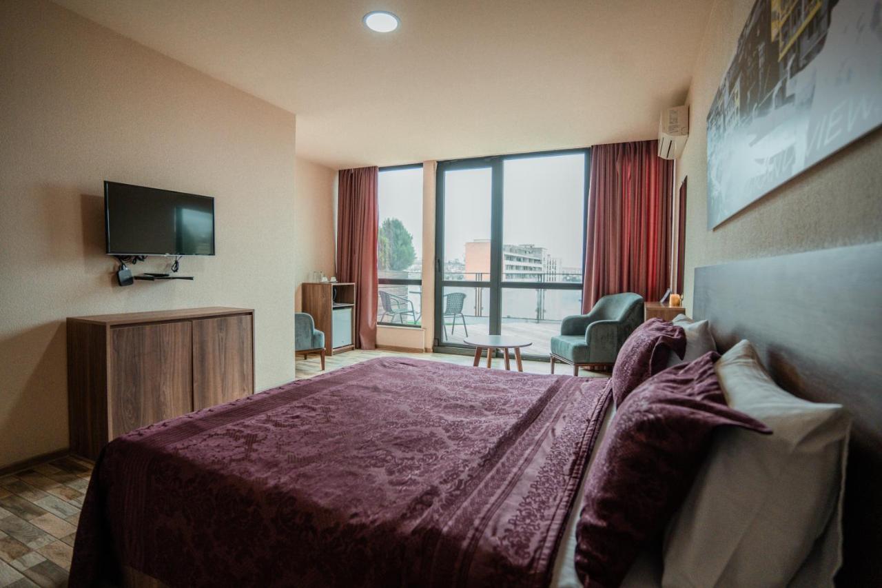 Hotel Grand View In Тбилиси Экстерьер фото